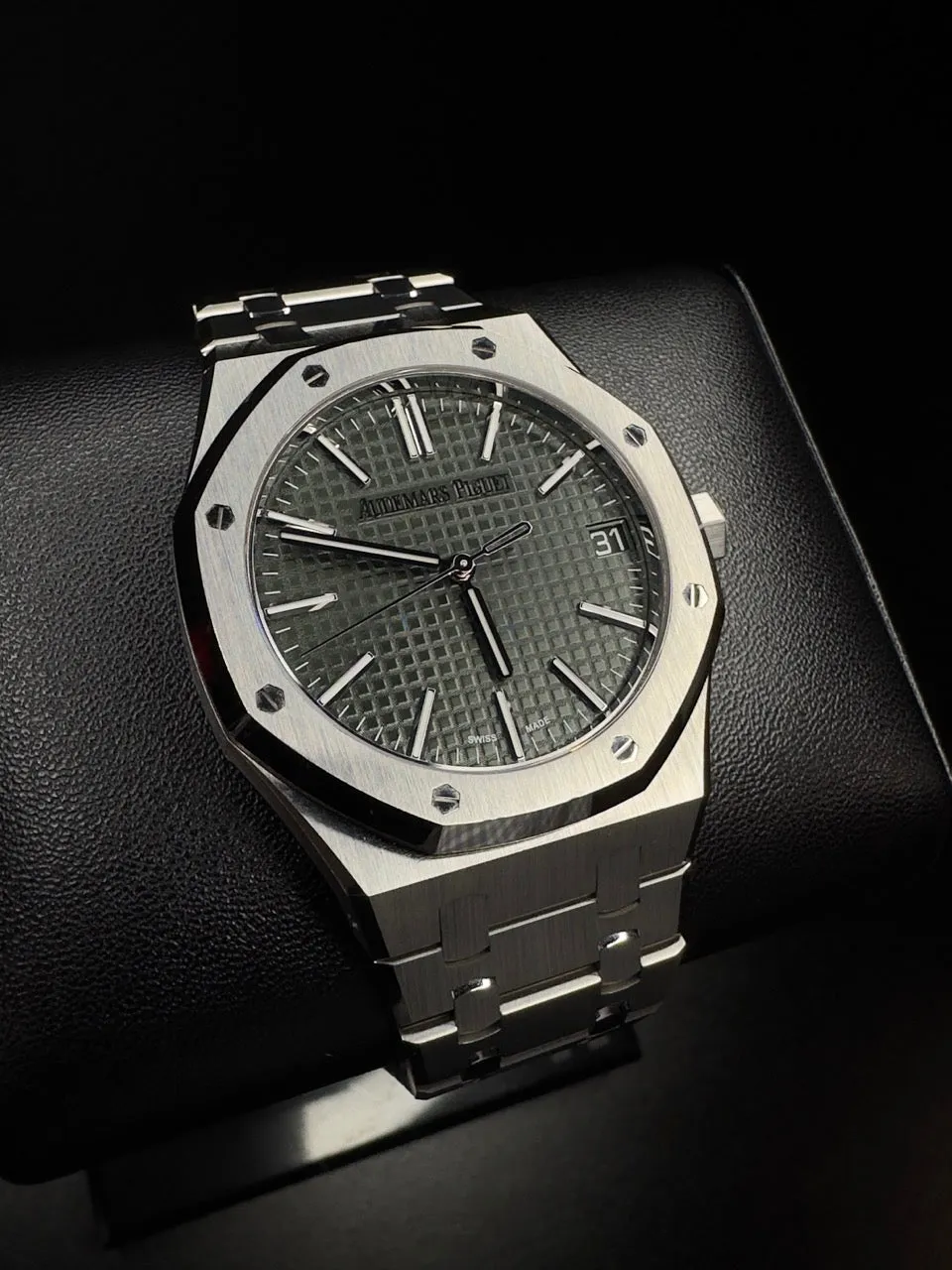 Audemars Piguet Royal Oak 15510ST Green 50th Anniversary