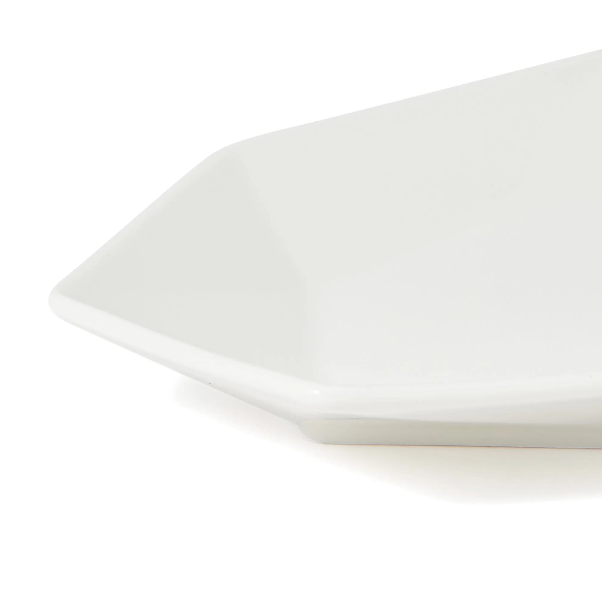 Blanche Oval Plate Octagon  White