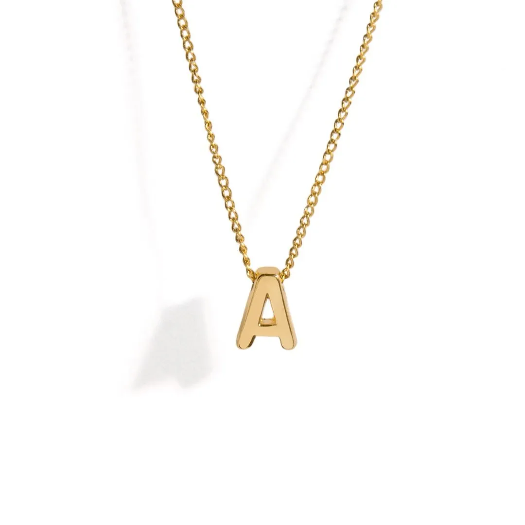 ESSENTIAL ARIAL LETTER NECKLACE