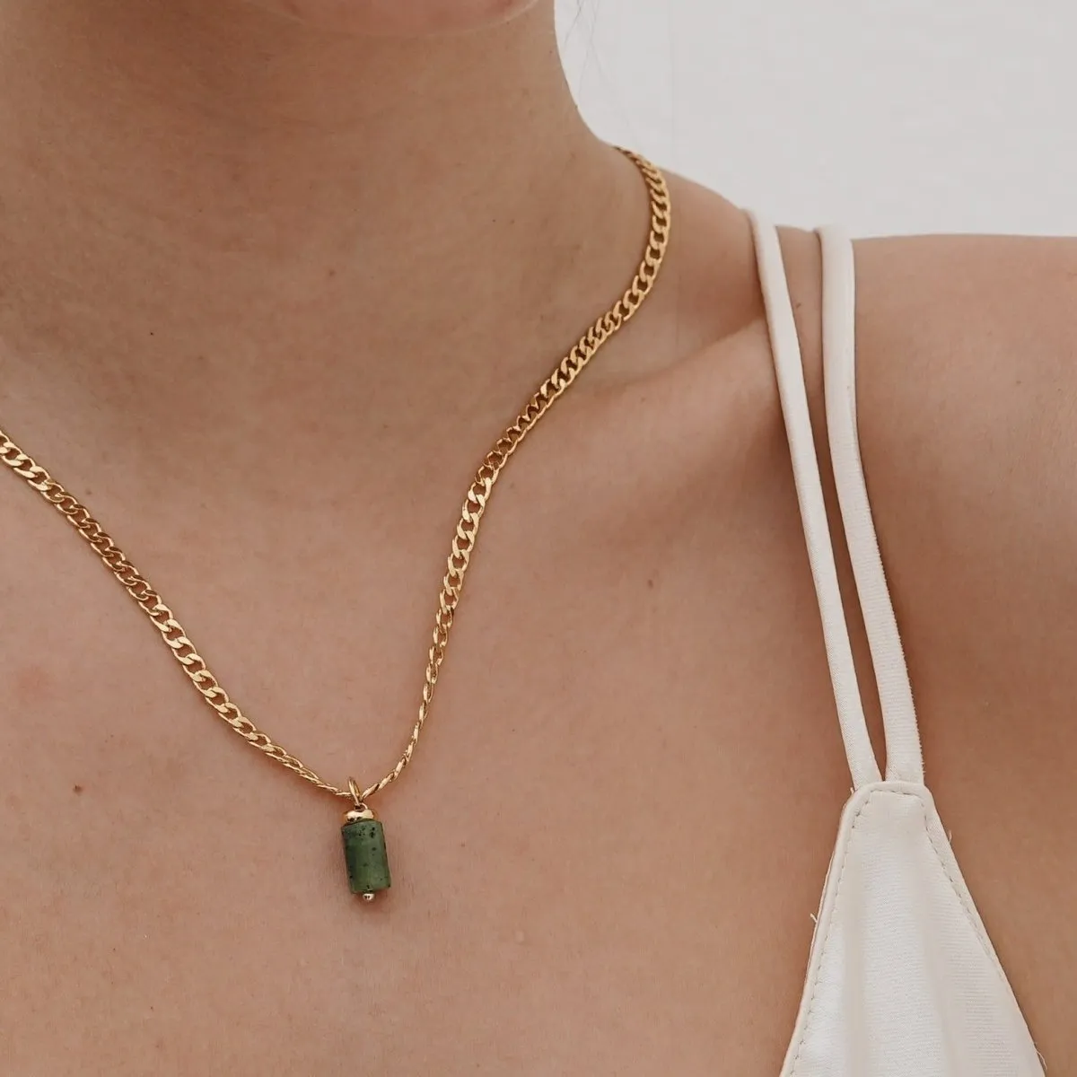 JADE AURA NECKLACE