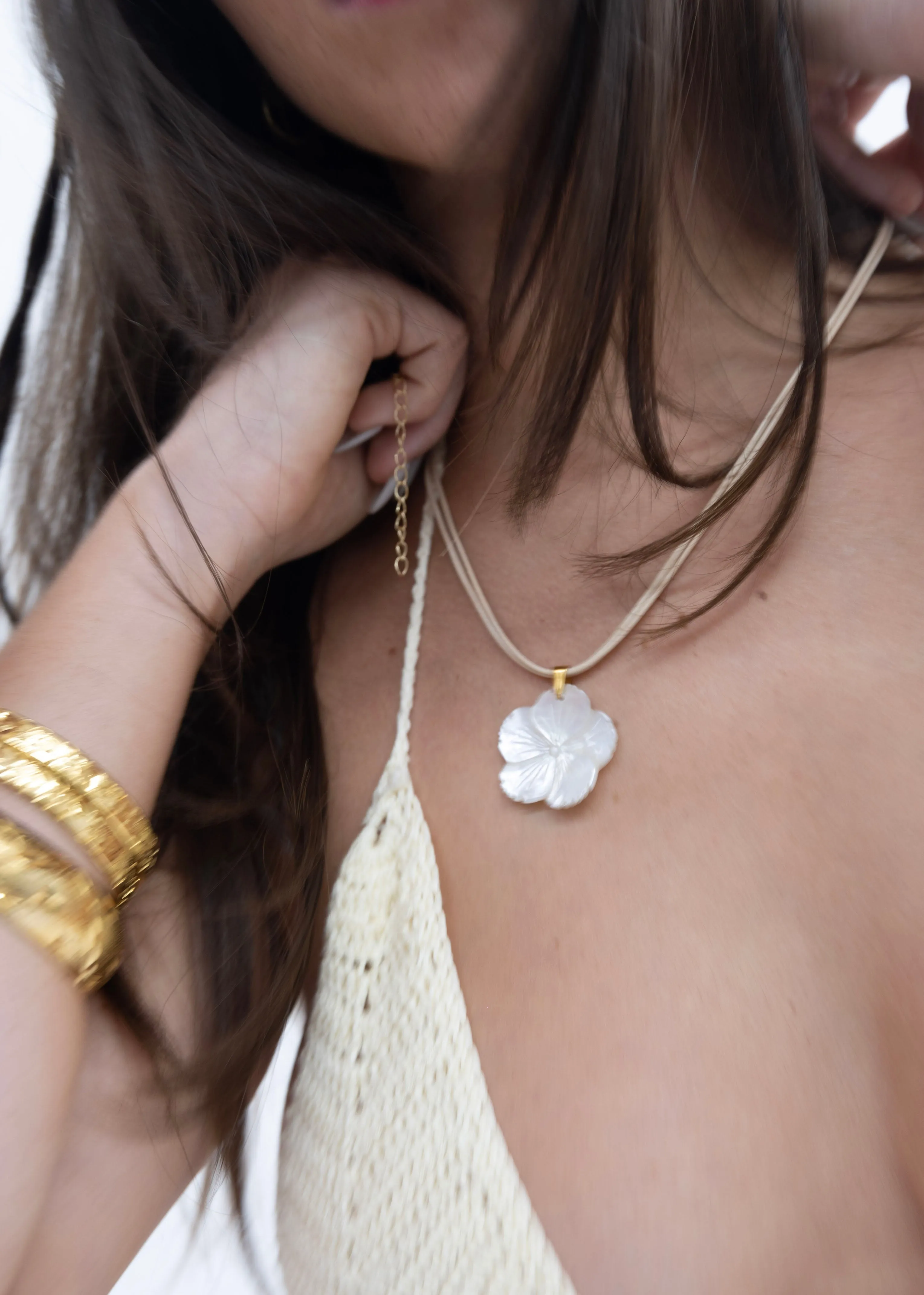 LA FLOR CHOKER | PEARL PENDANT