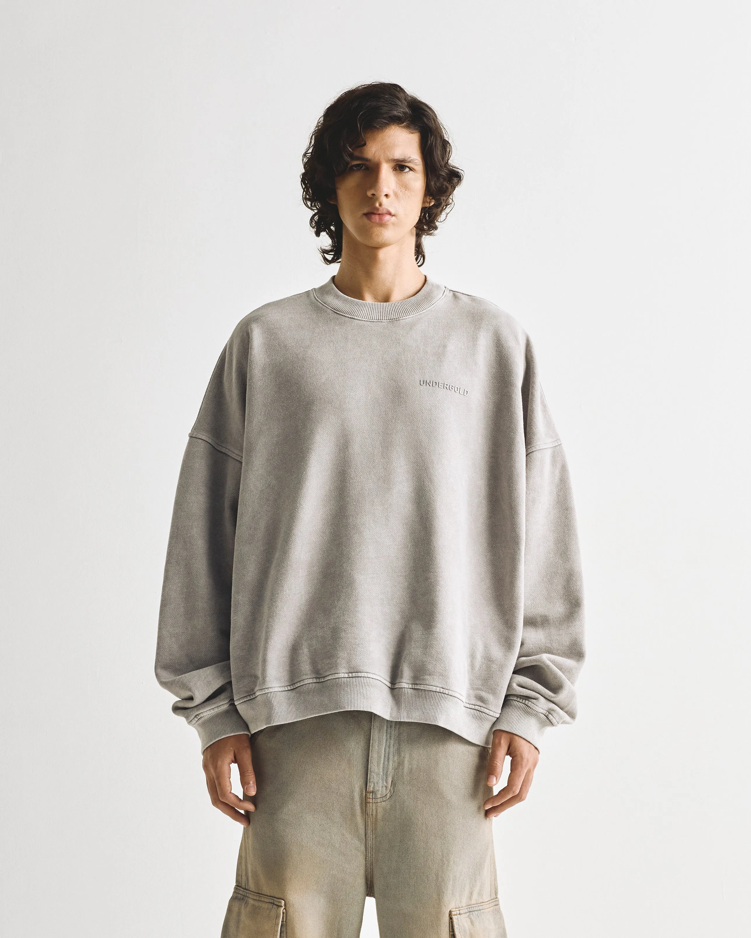 Line Logo Crewneck Washed Gray