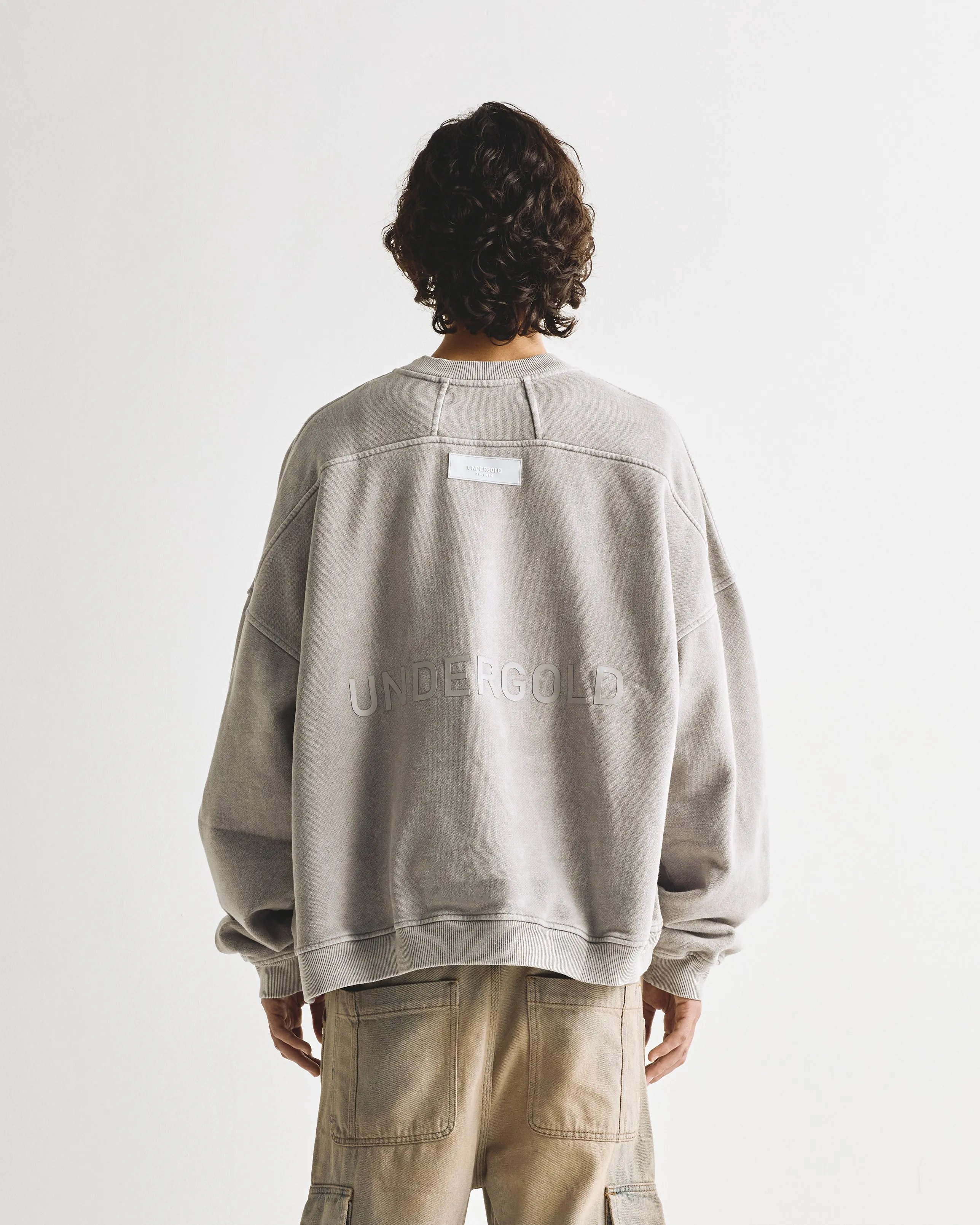 Line Logo Crewneck Washed Gray