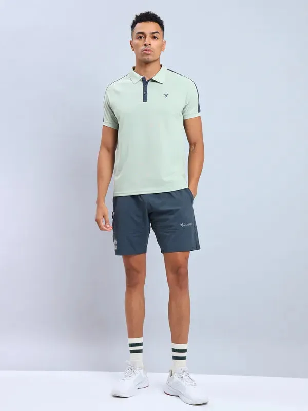 Men Colorblock Slim Fit Polo T-shirt with MATPIQ