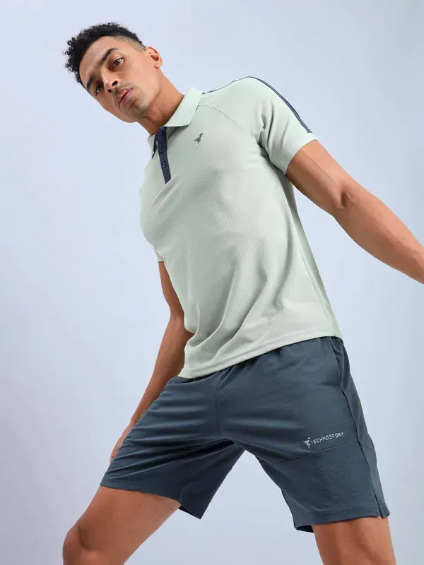 Men Colorblock Slim Fit Polo T-shirt with MATPIQ