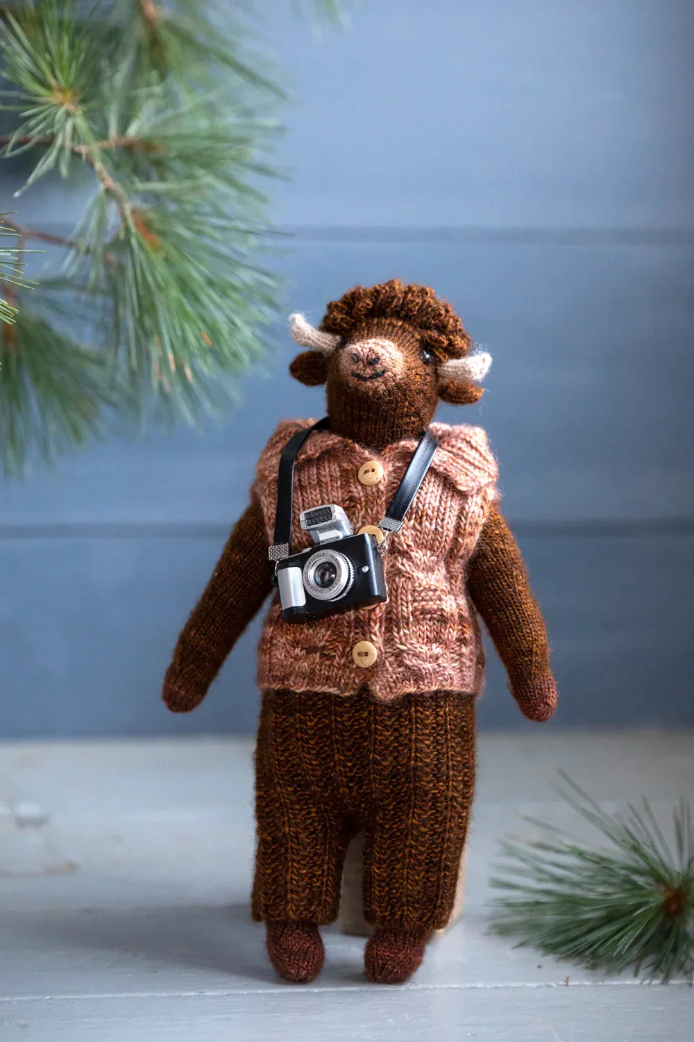 Mouche & Friends: Seamless Toys to Knit by Cinthia Vallet