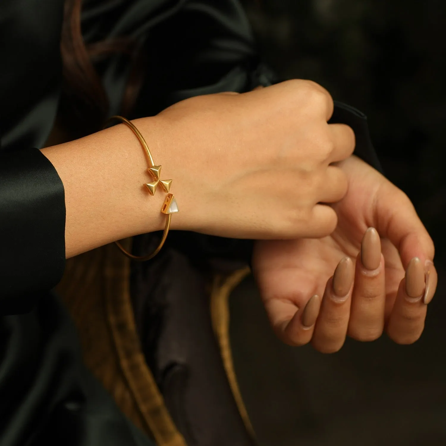 Pyramid Open Style Classic Silver Bracelet