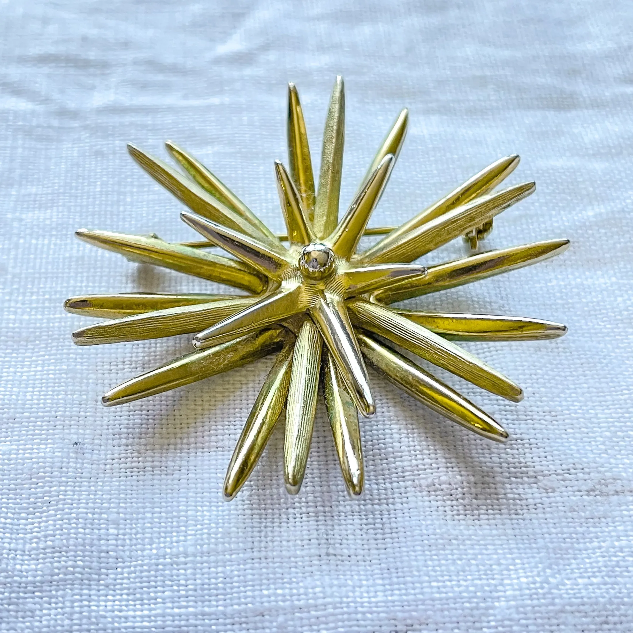 SOLD Vintage MCM Atomic Starburst Brooch, Goldtone Modernist Pin