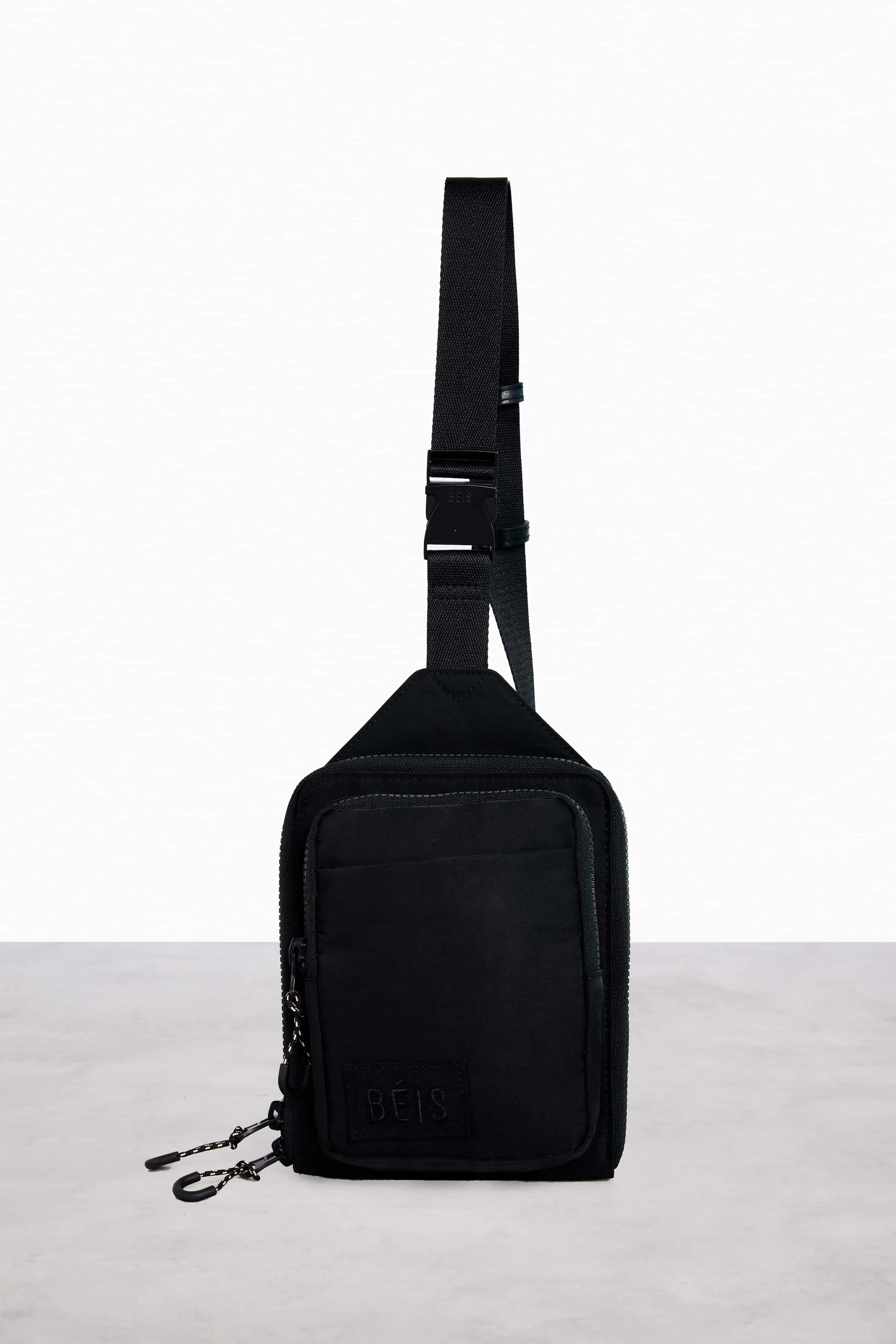 The Sport Sling in Black